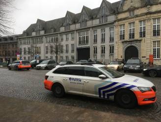 Politie houdt grote klopjacht op ontsnapte verdachte in Mechelen: “Geen gevaar voor inwoners”