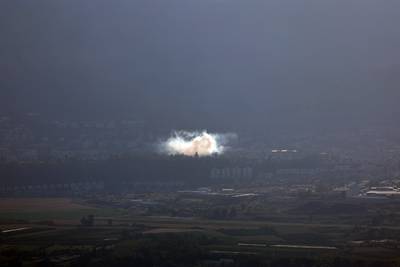 Le Hezbollah annonce avoir lancé des dizaines de roquettes sur Israël