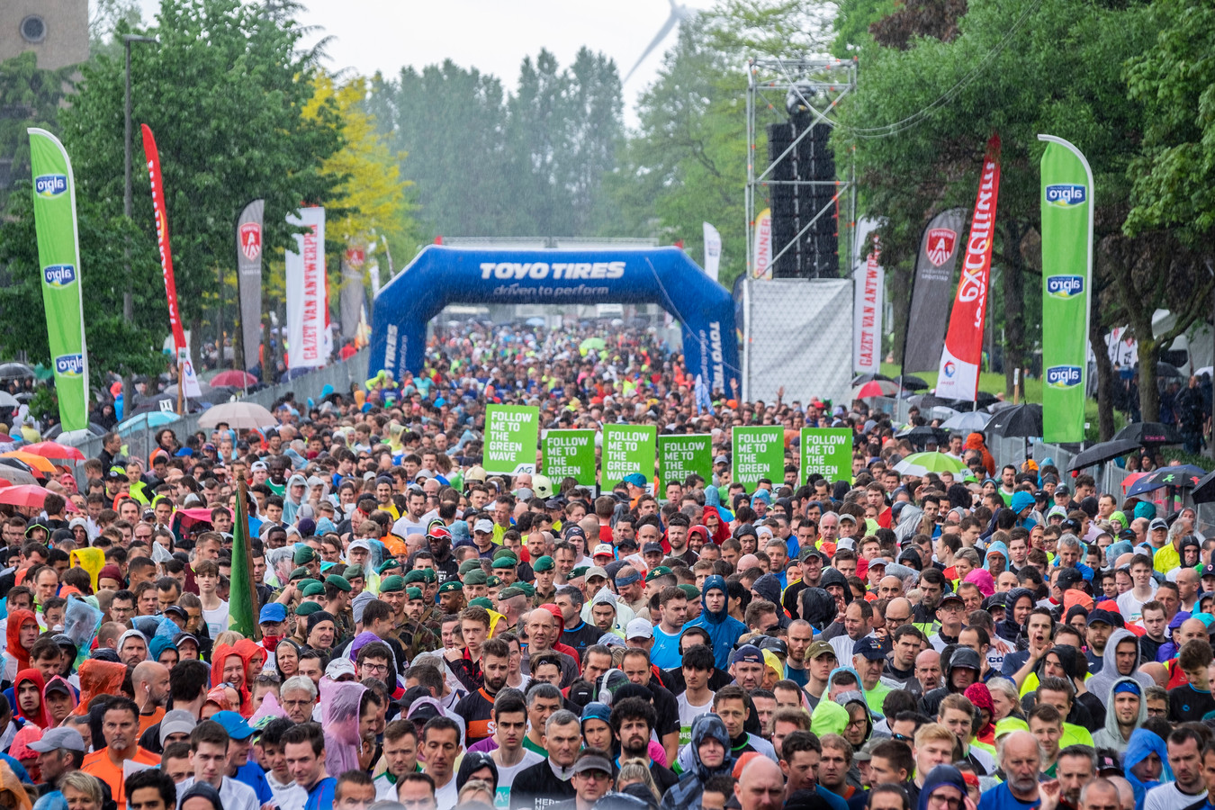 10 Miles helemaal volzet 26.000 lopers zetten zondag beste beentje