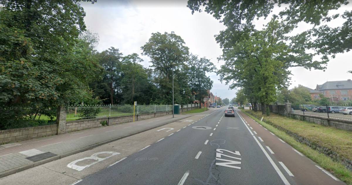 Ongeval met schoolbus in Beverlo: 6 kinderen naar het ziekenhuis