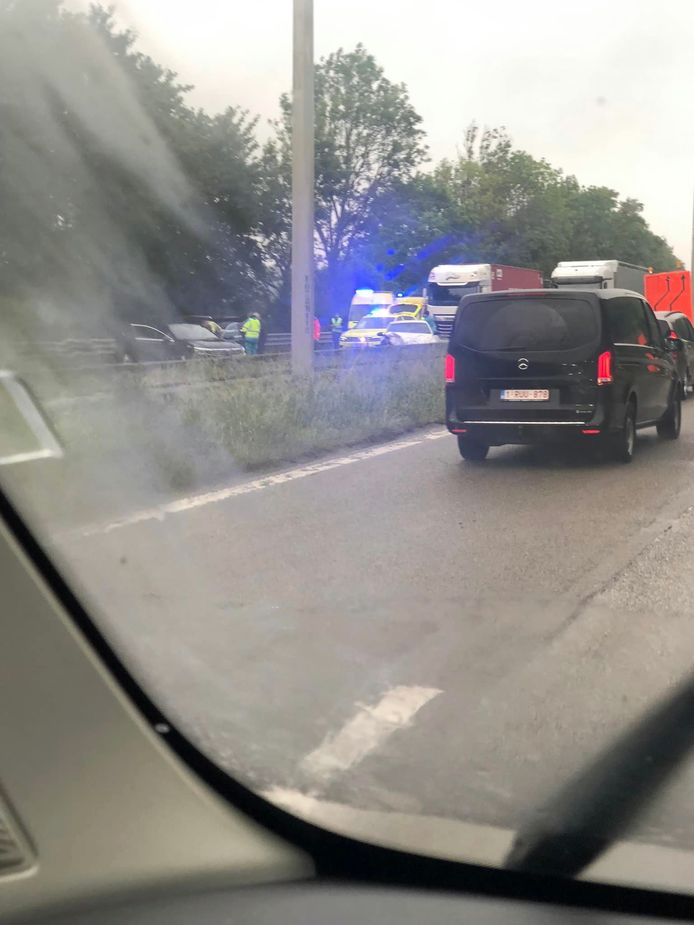Gros accident sur l'A54 à hauteur de Luttre (Pont-à-Celles)