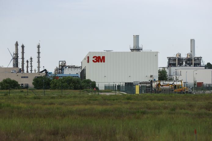 De 3M-fabriek op Linkeroever.