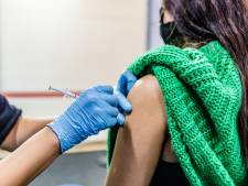 Prikken zonder afspraak verlengd: GGD ziet nog voldoende animo voor coronavaccinaties