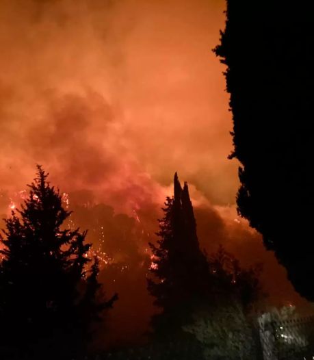 L’Italie en proie aux feux: des centaines d'habitants de Toscane évacués