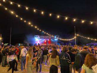 Man die verdacht wordt van aanrandingen op Palmfuif ontkent alles: “Jaloerse ex zag hen dansen”