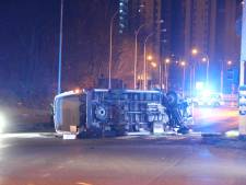 Un mort et 18 blessés dans l'accident d'un minibus à Anvers, un ado entre la vie et la mort