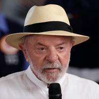 VS trekt visum Braziliaanse ambassadeur in totdat Brazilië VS-ambassadeur goedkeurt • Gewapende man aangehouden op golfcomplex Trump in Californië