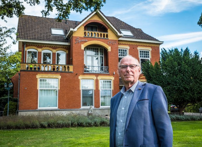 Steenrijk en opgepakt, oudhuisarts Doeke (82) onderzocht de geschiedenis van de Oldebroekse