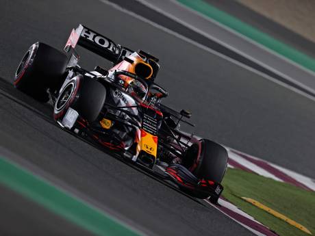 ‘Worstelende’ Max Verstappen strijdbaar: ‘Gat is flink, maar we geven niet op’