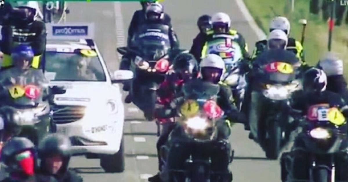 Motard Heel Erg Aangedaan Na Ongeval Wielrennen Ad Nl
