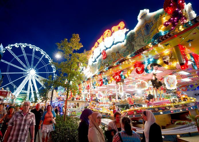 Ter illustratie, een reuzenrad op de kermis in Tilburg.