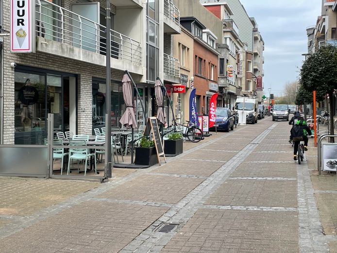 Het winkel-wandelgedeelte in de Duinenstraat wordt vanaf april verkeersvrij