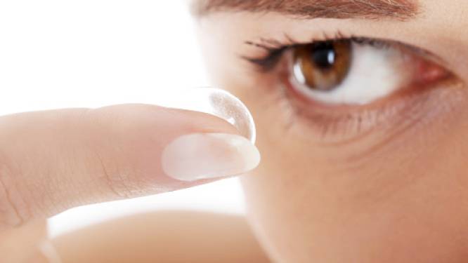 Jeukende ogen? Eerste contactlens ooit met medicatie goedgekeurd in VS