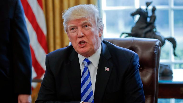 De Amerikaanse president Donald Trump in het Witte Huis. Beeld ap