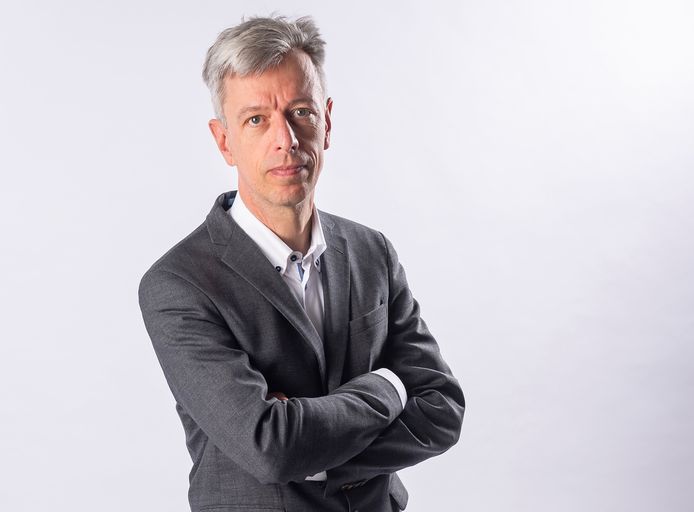 Geert Noels (52) is schrijver van ‘Econoshock’ en ‘Gigantisme’, stichter en CEO van Econopolis en zetelt als expert in het relancecomité van de Vlaamse Regering.