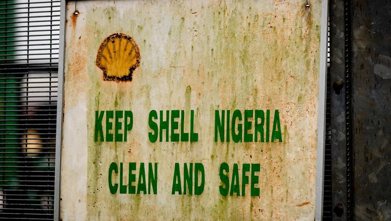 Olie en gas verwerkingsstation Agbada 2 van Shell. Beeld anp