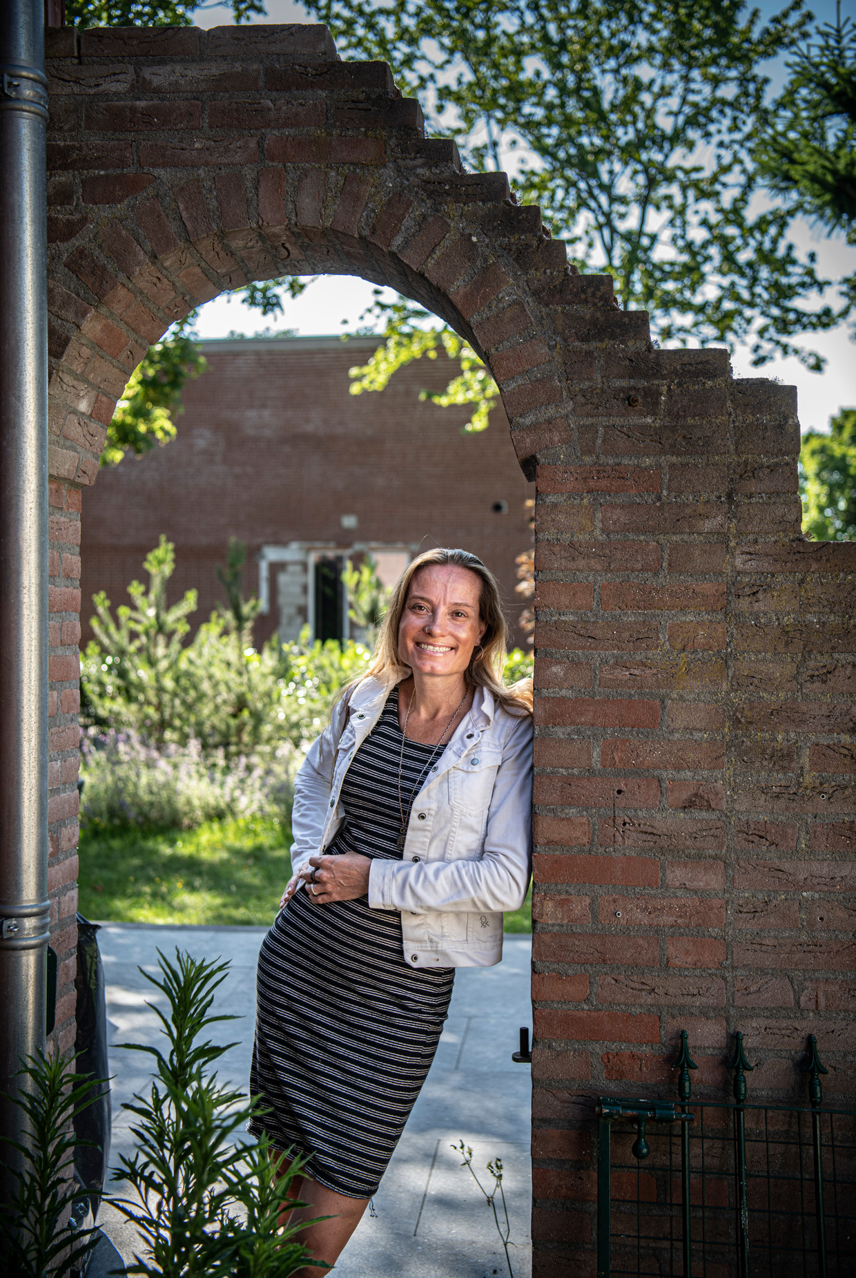 Wendy Kroeze, de 'bloemenvrouw'. Beeld Koen Verheijden