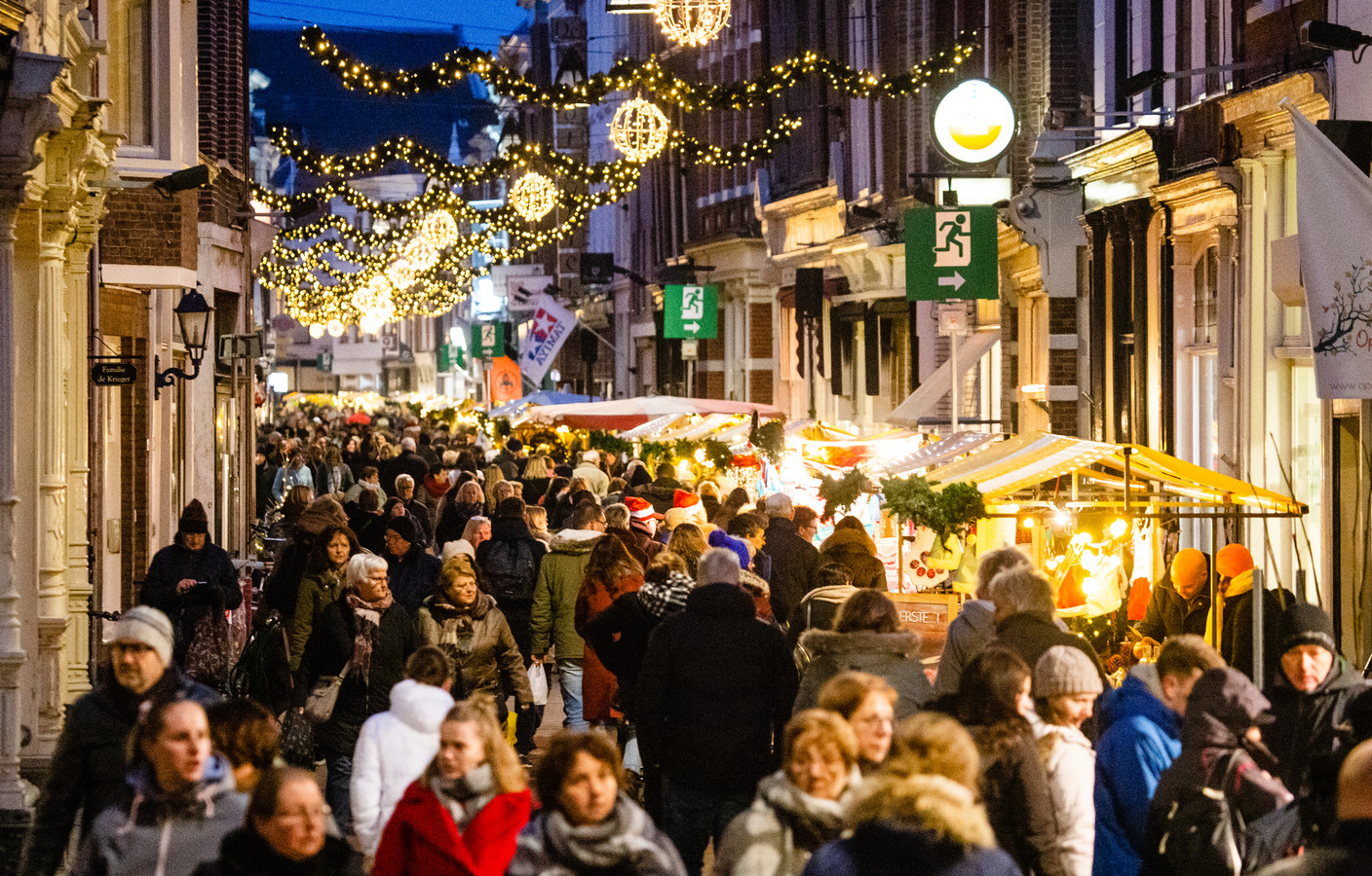 Dordrecht maakt zich op voor de grootste kerstmarkt van het land Foto bndestem.nl