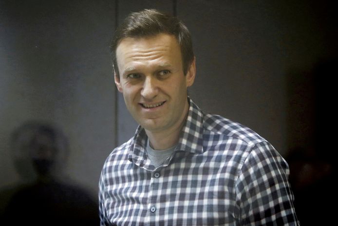 Aleksej Navalny toen hij in februari 2021 moest verschijnen voor de rechtbank in Moskou.