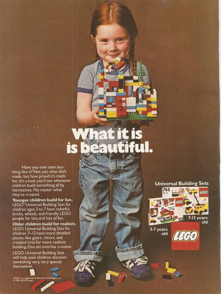 Een reclame uit 1981, toen meisjes nog niet met roze Legoblokjes hoefden te spelen Beeld Lego