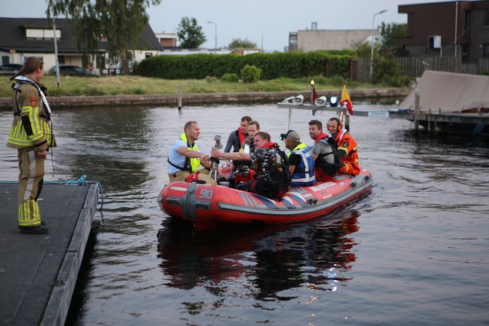 Zwemmer (21) die drenkeling wil redden verdrinkt zelf in Vinkeveense Plassen | De Ronde Venen | AD.nl