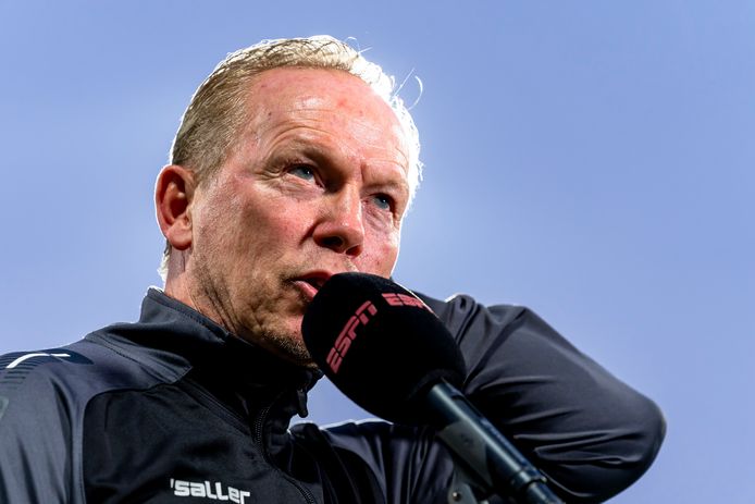 Helmond Sport-trainer Wil Boessen verwacht dat het spel van zijn ploeg in de derby een eenmalige negatieve uitschieter is.