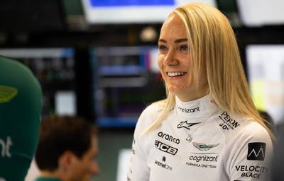 Een stuntpilote in de wachtkamer van de Formule 1: wie is Jessica Hawkins, testrijder bij Aston Martin?