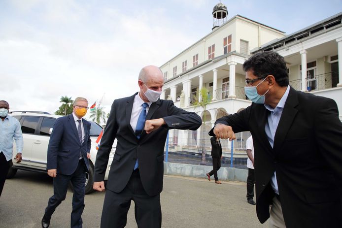 Minister Stef Blok (Buitenlandse Zaken) was in november te gast bij de viering van de Surinaamse Onafhankelijkheidsdag