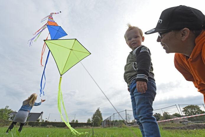 pion los van kwaadheid de vrije loop geven Vliegerfestijn Etten-Leur: 'Vliegeren is voor iedereen' | Etten-Leur | AD.nl