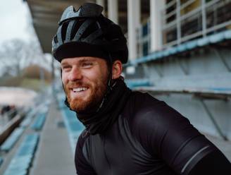 “20 uur per dag met 30 km/uur, in m’n eentje”: nadat hij Belgische kustlijn afzwom, gaat Mathieu Bonne (29) voor knotsgek wereldrecord in VS