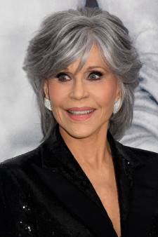 Jane Fonda accuse un célèbre réalisateur français de harcèlement: “Il voulait voir à quoi ressemblaient mes orgasmes”