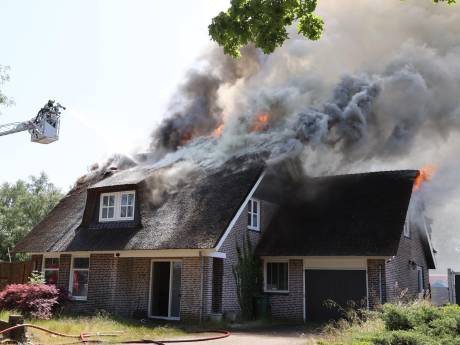 Linda trouwt over vier weken, maar grote brand verandert alles: ‘Verloofde naar ziekenhuis’
