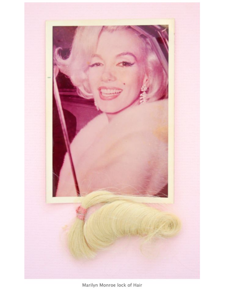 Haar van Marilyn Monroe - 292.000 euro Beeld rv