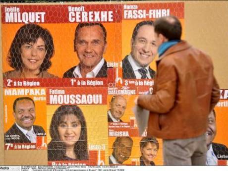 Le cdH distribue des tracts en turc