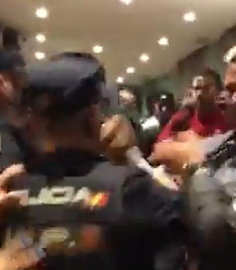 Voetballers Peru raken in hotel slaags met Spaanse politie