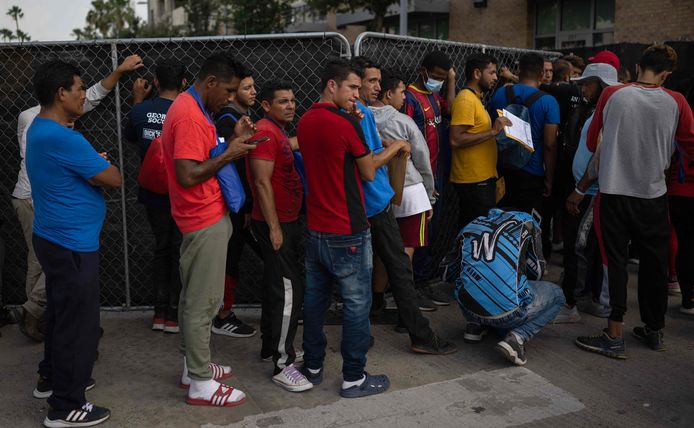 Des migrants à Brownsville, le 11 mai 2023.