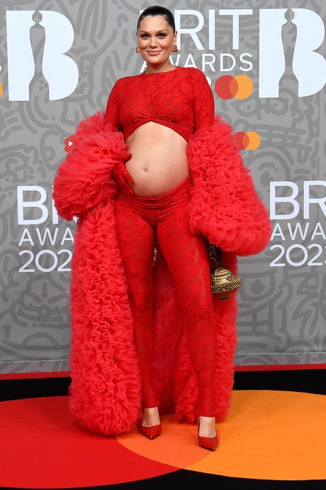 Jessie J onthult voor het eerst foto’s van vader van kindje