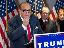 L'avocat de Trump admet exagérer "un peu" sur les allégations de fraude électorale