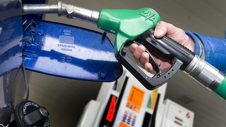 doel Doordringen kas Prijs liter benzine bereikt record: boven de 1,76 euro | Het Parool