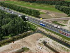 Aanleg interne baan Logistiek Park Moerdijk van start: ‘Alleen voor vrachtwagens, níet voor sluipverkeer’