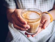 Geen melkopschuimer? Zo maak je toch een goede cappuccino met mooi schuim