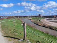 Moeten huizenkopers wachten op plaatsing van geluidsscherm langs A28 bij Harderwijk? Tijd voor oplossing dringt
