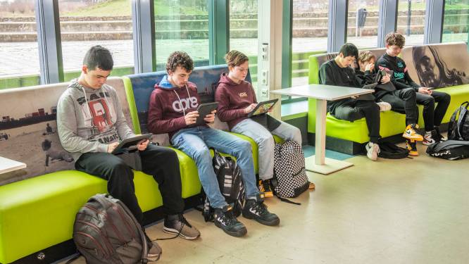 Geen Snapchat, maar sjoelen voor CSW-leerlingen in Vlissingen: ‘Ik dacht serieus dat het een grap was’