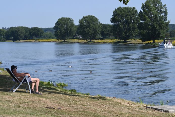 Aan de Maas in Cuijk.