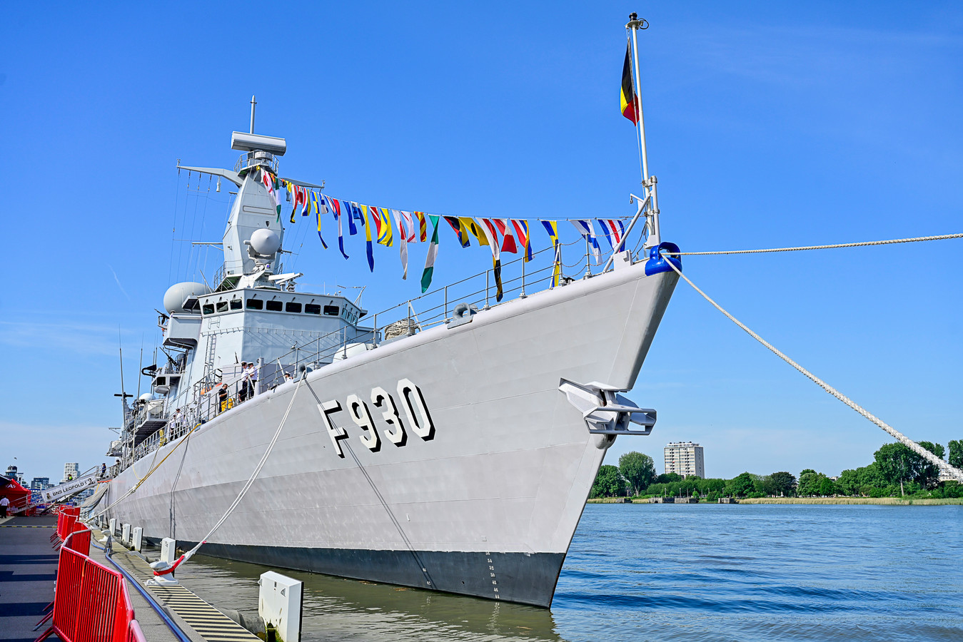 REPORTAGE. Aan boord bij de Belgische Marine tijdens Vlootdagen in Antwerpen “Van kok tot