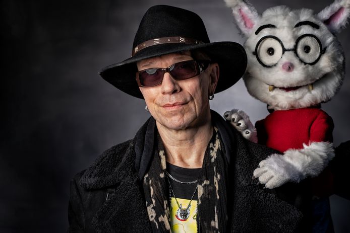 Paul van Loon | 'Eigenlijk ben ik per ongeluk schrijver geworden' | Verhalen voor onder de kerstboom | bd.nl