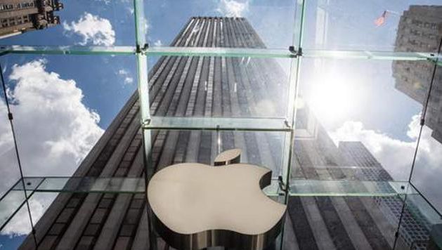 Apple a augmenté ses prix de vente pour compenser les ventes en baisse des smartphones