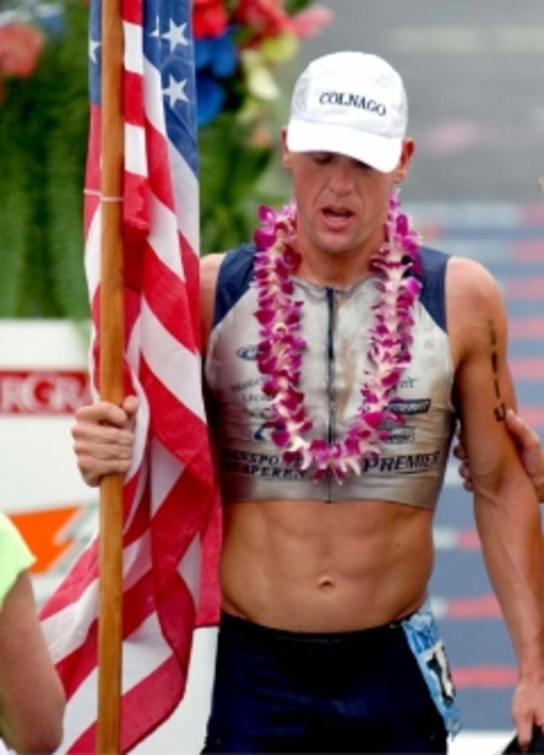 ''Geloof in de kracht van je brein. Niets is onmogelijk.' Herremans werd zesde op de Ironman in Hawaï in 2001. Een paar maanden later raakte hij verlamd. Beeld 