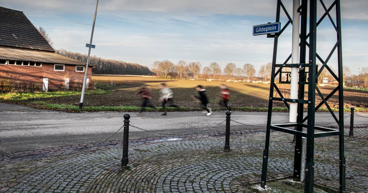 Rond het Gildeplein in Niftrik komen vier vrijstaande woningen