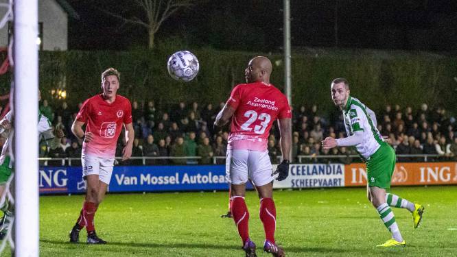 Vermakelijke derby krijgt geen winnaar: invaller Kalwij helpt Goes aan punt tegen Kloetinge